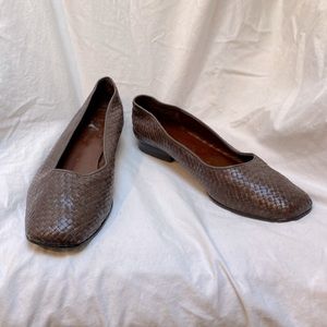 Vintage 90s Classic REAL LEATHER Woven Flats! 8.5